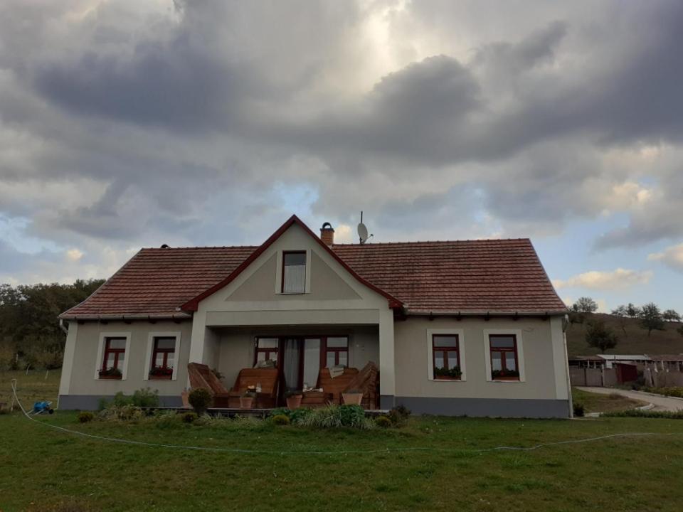 Dosa Tanya, Vendeghaz Hotel Cserepfalu Екстериор снимка